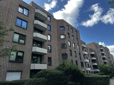 Helle  4-Zimmer Wohnung mit 2 Balkone in guter Lage Bergisch Gladbach Refrath, WG geeignet!