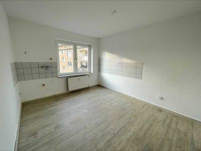 Ideal für Singles - Komfortable 1,5 Zimmer-Wohnung Nähe Jahrhunderthalle