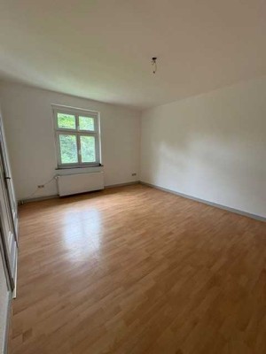 Zentral gelegene 3-Zimmer-Wohnung zu vermieten mit Balkon