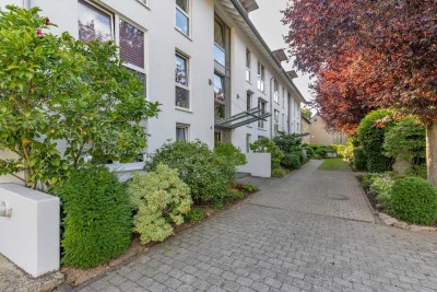 Helle moderne Galeriewohnung in der Physikersiedlung in Porz