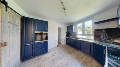 Freistehendes Einfamilienhaus mit großzügigem Garten im beliebten Birkenfeld