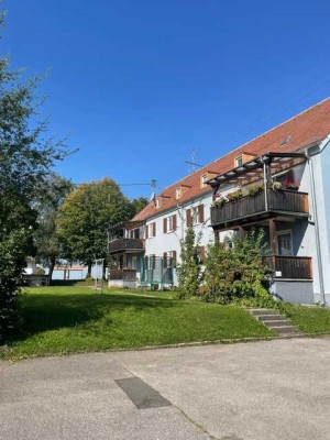 Wohnen wie im Einfamilienhaus, mit Balkon.