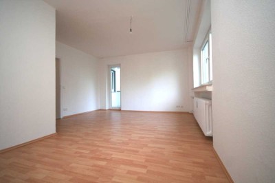 +++ SINGLES AUFGEPASST - IN RHEIN NÄHE WOHNEN UND GENIEßEN  +++
