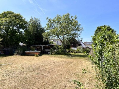 Bestpreisgarantie bei Bien-Zenker - Freistehendes Einfamilienhaus mit Grundstück