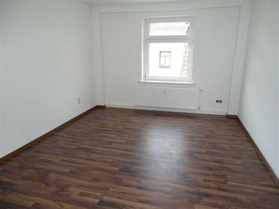 +++ Helle 2 Zimmer-Wohnung in Neukirchen +++