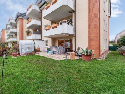 RESERVIERT ! Traumhafte Gartenwohnung mit ca.109 m² Wfl., Tiefgarage und Außenstellplatz nahe Hilden