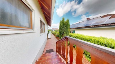 Helle 3 ZKB mit Balkon, Badewanne, EBK, Klimaanlage