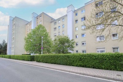Sehr schön geschnittene 2-ZW mit TG-Stellplatz und Balkon in Fürth