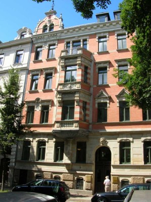 Traumhafte 4 Zimmer Wohnung im Waldstraßenviertel