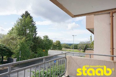 TOLL RENOVIERTE 1,5-ZIMMERWOHNUNG MIT EINBAUKÜCHE UND BALKON!!! *** GLATTBACH