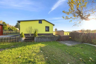 Sofort einziehen – unverbaubarer Blick in Fürstenwalde, neues Bad & Kamin!