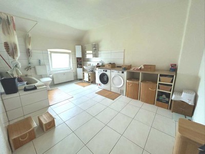 Anlegerobjekt mit Perspektive: 4-Zimmer-Dachgeschosswohnung