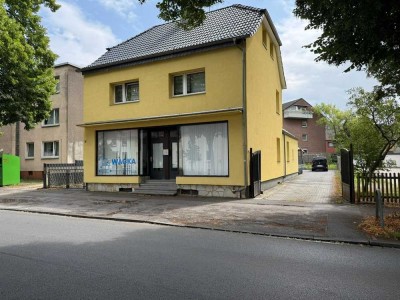 Mehrfamilienhaus mit Gewerbeeinheit in Marl