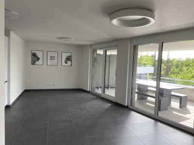 Exklusive, neuwertige 2-Zimmer-Wohnung mit Balkon und EBK in Top-Lage von Metzingen