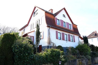 Ein Zuhause zum Wohlfühlen -
Stadtnah und dennoch idyllisch gelegenes Einfamilienhaus in Bad Hersfe