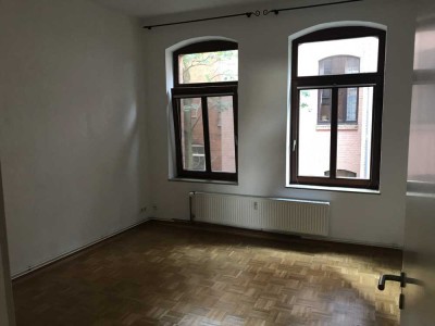 ruhige Zweizimmerwohnung Oststadt