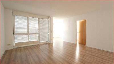 **Moderne 3-Zimmer-Wohnung mit Balkon, TG-Stellplatz in zentraler Lage in Biberach**