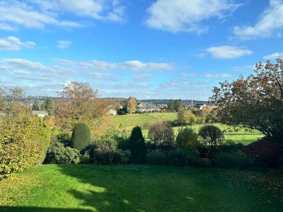 Weitsicht in Stolberg-Büsbach: Hochwertig gebautes Wohnhaus in beliebter Wohnlage zu verkaufen