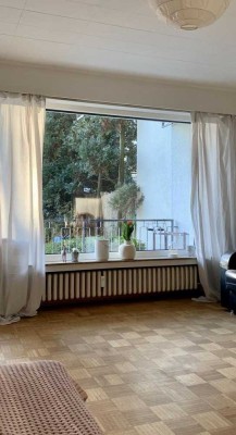 Gemütliches Hochpaterre-Appartment mit Balkon, Einbauküche in beliebter, centrale Lage