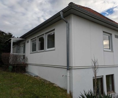 Einfamilienhaus (mit Einliegerwohnung neu renoviert)