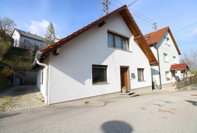 Charmantes Einfamilienhaus inkl. großzügigem Garten - Wolfsegg am Hausruck!