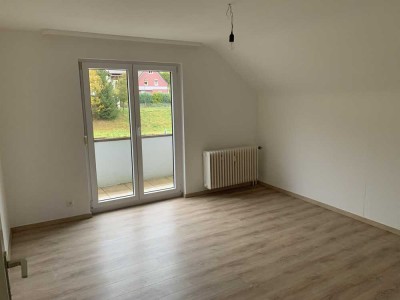 3-Zimmer-Wohnung mit EBK, Garage, Keller und Balkon in Bad Wildbad