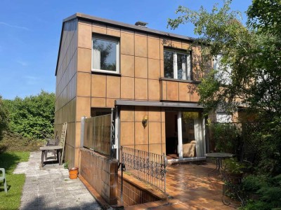 Sanierungsbedürftiges Reihenendhaus in sehr guter Lage von Frechen