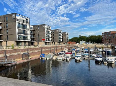 Wasserblick Yachthafen Celle: exklusive 3-Zi.-Wohnung in einer Hafenvilla mit Wasserblick