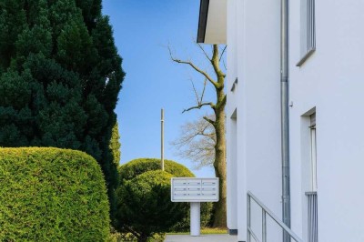 RESERVIERT | DG-Wohnung mit Balkon, Stellplatz und ruhiger Wohnlage in Mahlsdorf