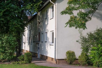 Modernisierte Dachgeschosswohnung – Perfekt für Singles und Pendler