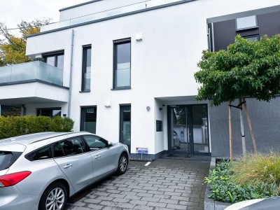 Anfrage Stopp- Exklusives Wohnerlebnis auf 66 m² – Wohnung mit privater Terrasse & Stellplatz
