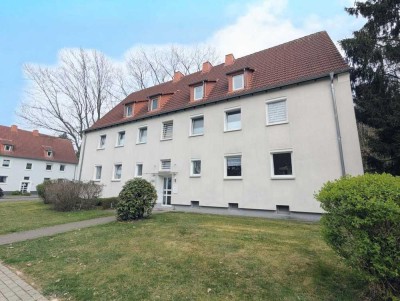 **Gemütliche und frisch gestrichene Wohnung mit neuem Tageslichtbad gewünscht? Dann schnell sein!**