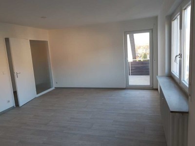 Schicke naturnahe 2-Zimmer-Dachgeschosswohnung in Gärtringen-Rohrau