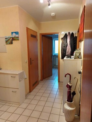 Sonnige, ruhige 3-Zimmer-Wohnung mit EBK + Balkon in Kulmbach