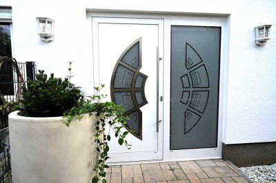 Eine Stadtvilla mit Einliegerwohnung ist provisionsfrei