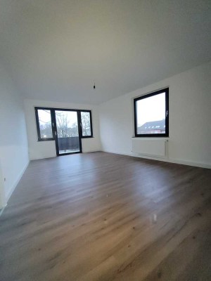 kernsanierte, moderne 3-Zimmer Wohnung 72 m², mit Balkon in Krefeld-Innenstadt