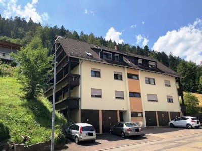 Bad Wildbad - schöner wohnen in attraktiver 3-Zimmer-Maisotte-ETW mit 2 Balkone u.  Garage!