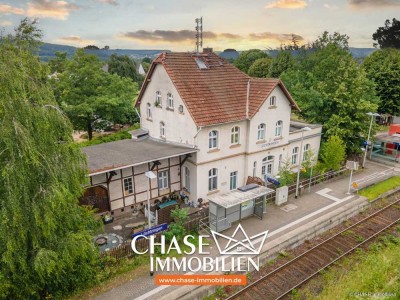Rentables Mehrfamilienhaus der besonderen Art - Umgebauter Bahnhof in Höxter, Lüchtringen!