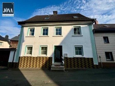 Genießen Sie die Natur!
Einfamilienhaus mit Garage im südlichen Frankenwald zwischen Bayreuth und H