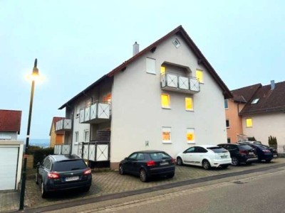 Gut geschnittene 3,5-Zimmer-Hochparterre-Wohnung mit Balkon in Neuenstadt am Kocher