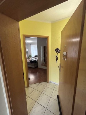 Barrierefreie 2-Zimmer-Wohnung mit 2 Balkonen im 3.OG mit Fahrstuhl zu vermieten