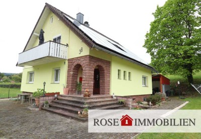 Charmante 3-Zimmer-Hochparterrewohnung mit Gartenidylle in Ettenheim