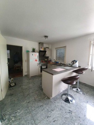 Helle 2-Zimmer Dachgeschosswohnung in Altlußheim