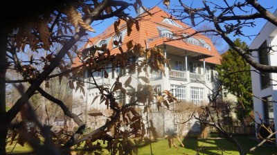 EXKLUSIVES AMBIENTE IN TOP-LAGE (6 ZKBB mit Stellplatz) !!!