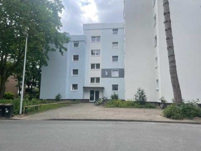 Schöne, renovierte 3-Zimmer-Wohnung mit Balkon!
