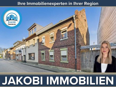 *Provisionsfrei* Einfamilienhaus auf großem Grundstück in Düren-Birkesdorf!