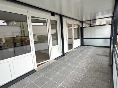 Helle 2-Zimmer-Wohnung mit 18 m² großem Balkon