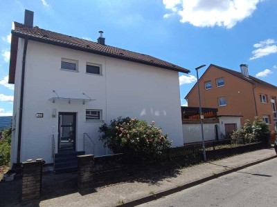 Einfamilienhaus mit 5 Zimmern und großen Garten | Erstbezug nach Renovierung