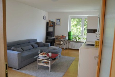 Helle, ruhige, moderne 3 -Zimmer-Wohnung mit EBK und 2 Balkonen in Haar