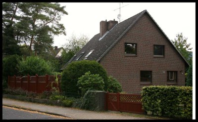 Sonniges Haus mit Garten im Hamburg-Rissen zu Vermieten